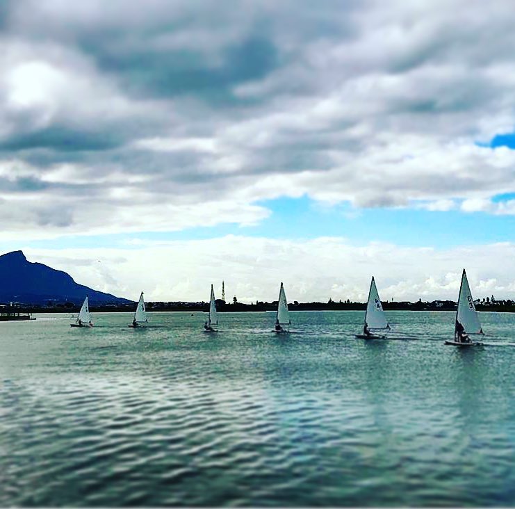school sailing coaching and training